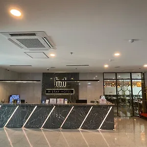 M Hotel Mabalacat